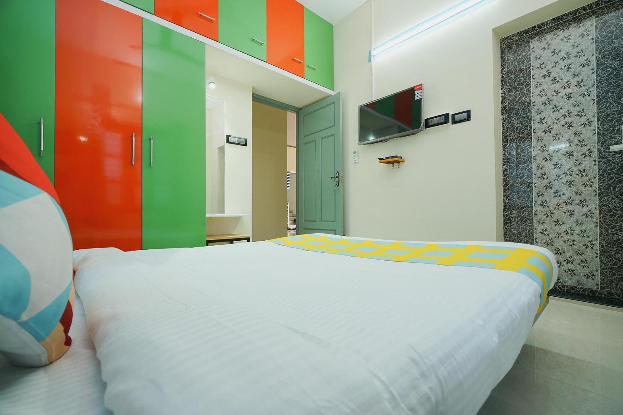 Hotel O Majestic Stays Kazhakuttam Kültér fotó